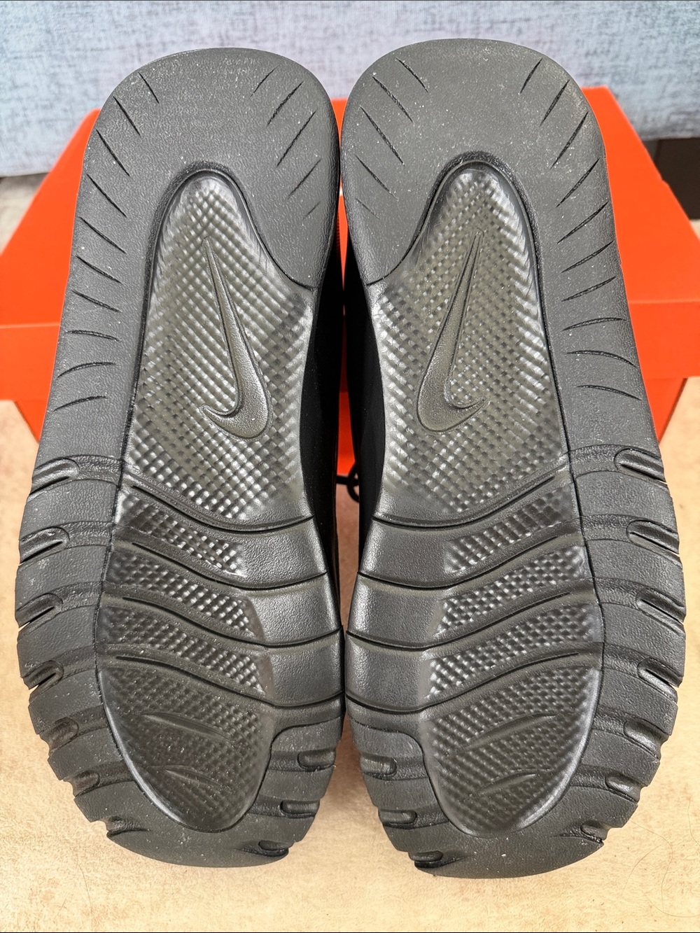 Nike Women’s Flex Train All-Black Mesh Training Sneakers - Picture 5 of 6